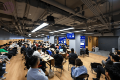 AI正从“协做”“系统匹敌